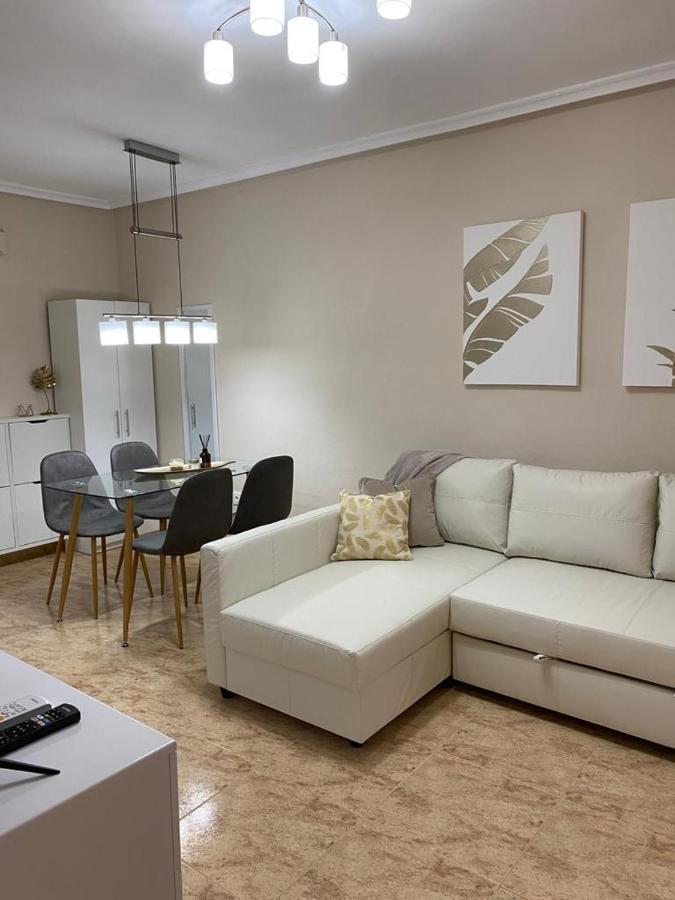 Комфортабельные Апартаменты С Большой Террасой Torrevieja Buitenkant foto