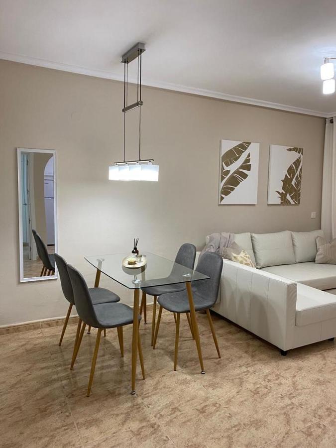 Комфортабельные Апартаменты С Большой Террасой Torrevieja Buitenkant foto